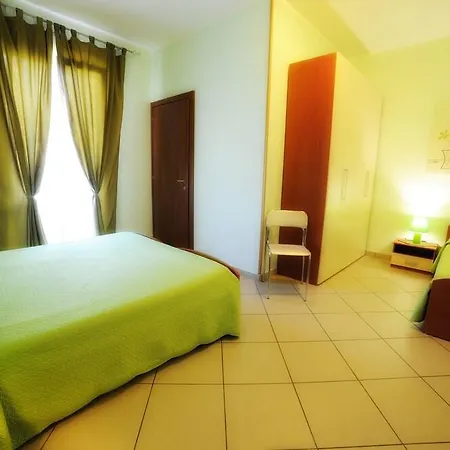 Bed & Breakfast Garden 3*